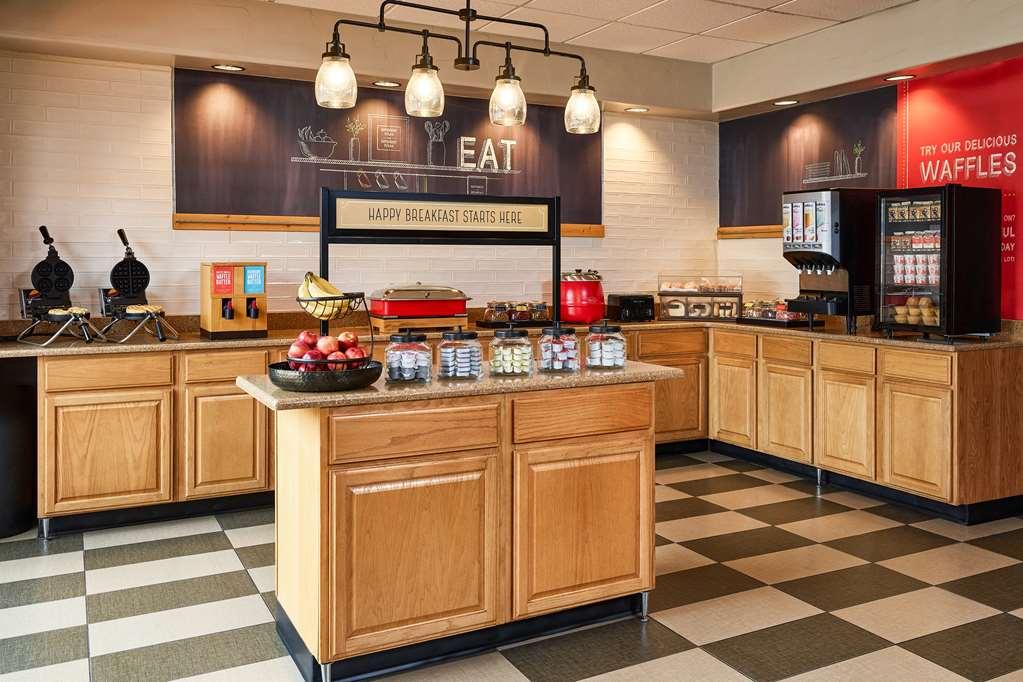 Hampton Inn Taos Restaurant photo