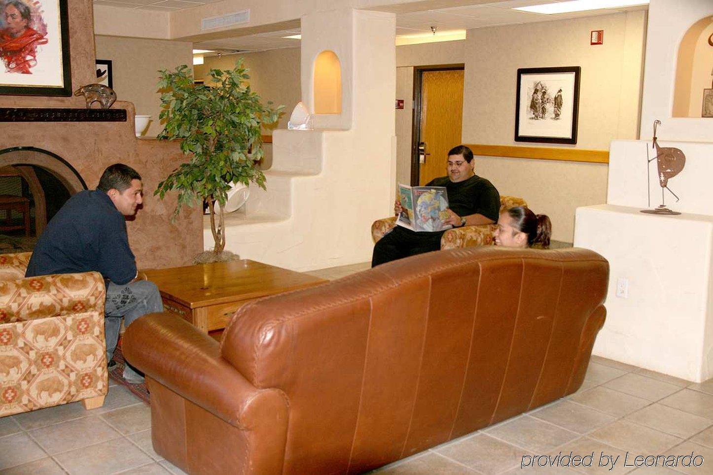 Hampton Inn Taos Interior photo